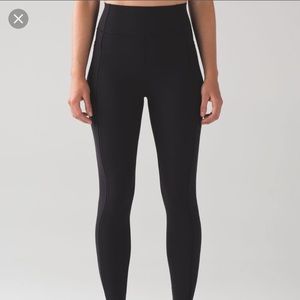 Lululemon Simply Bare Pant Black - size 4